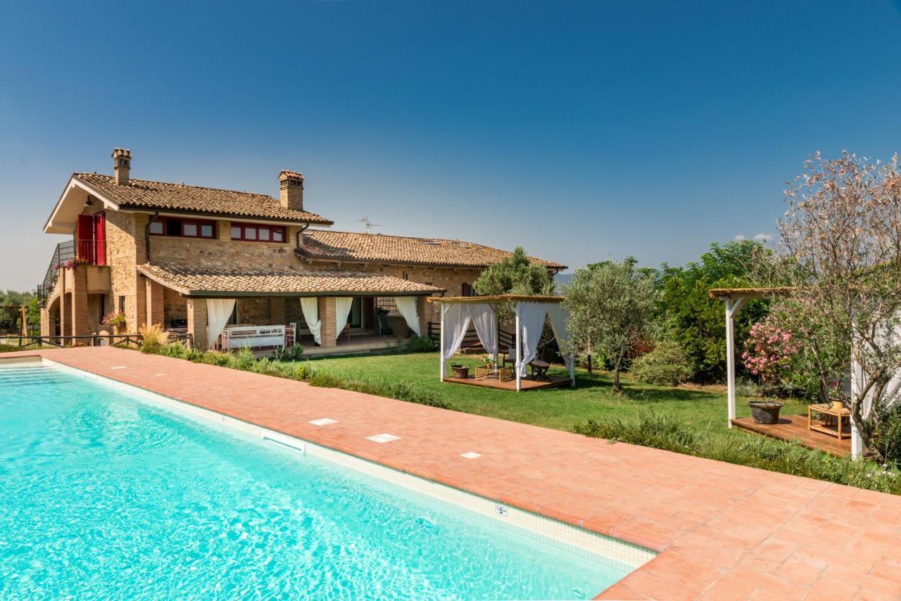 Il Barbagianni Bed and Breakfast Montepescali Buitenkant foto